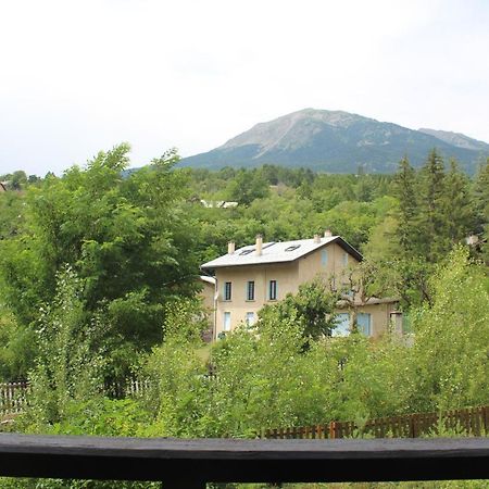 Appartement Au Calme, A Deux Pas Du Plan D Eau Embrun Eksteriør bilde